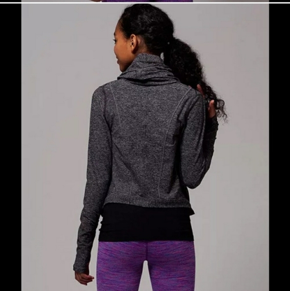 Ivivva Four Count Shrug Size 14 - Picture 4 of 9